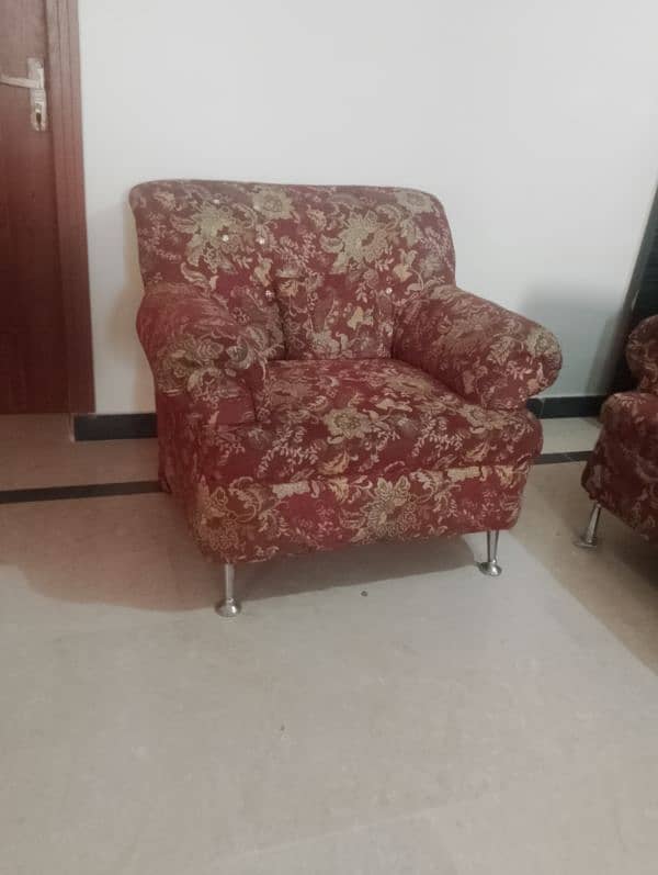 used king size sofa for sale in G13 1