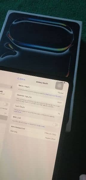 ipad pro m4 chip 256gb 2024 Full new 52 cycle charge. 7