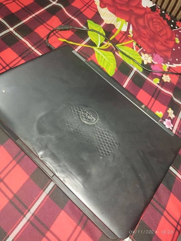 DELL laptop core i5 4th generation battery not work 4gb RAm 512GB ROM 1