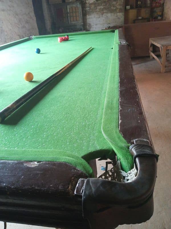 snooker table 5