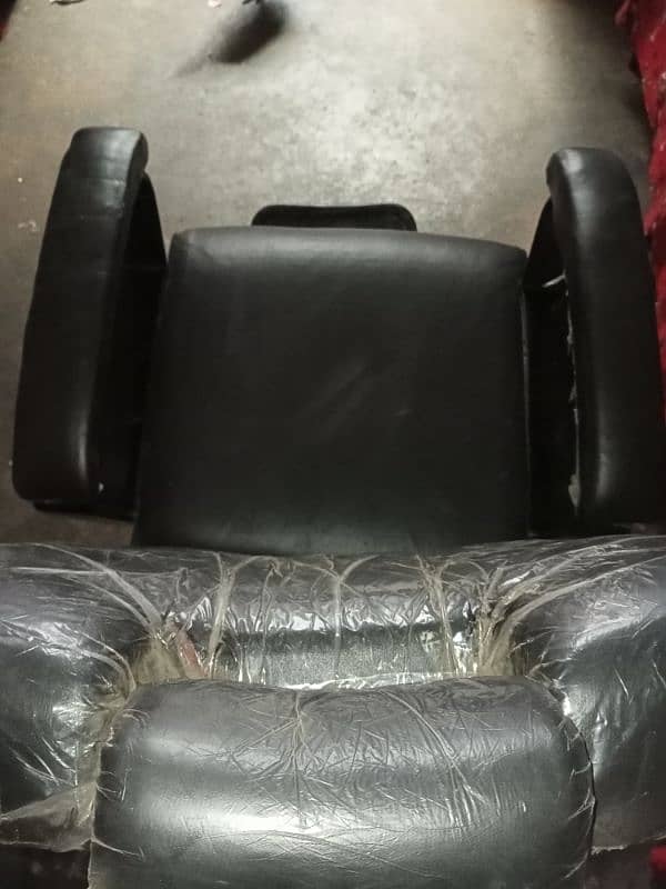 Beautician Chair 5