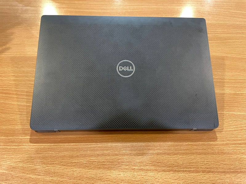 Dell latitude 7300 (i7-8th Gen) 0