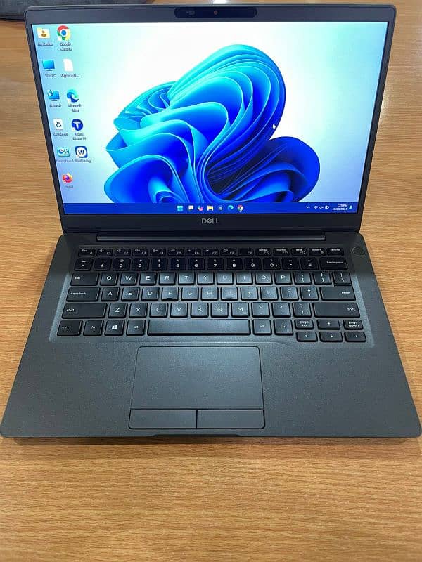 Dell latitude 7300 (i7-8th Gen) 1