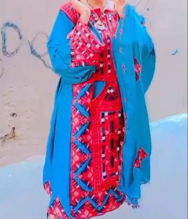 10/10 condition Balochi dress just 4 hours use Kiya h large  size 3