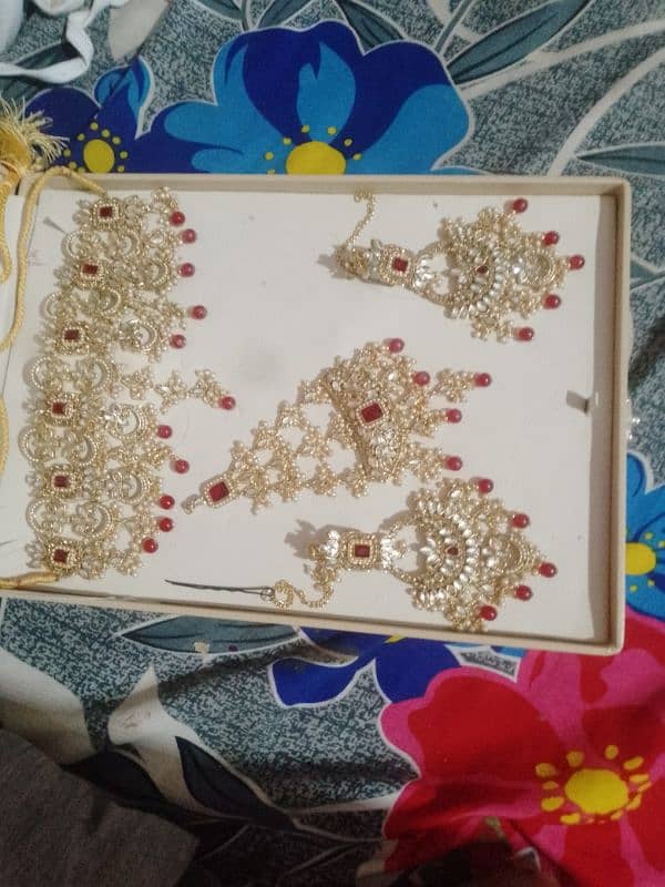 one time use only kashee bridal Kundan set 7