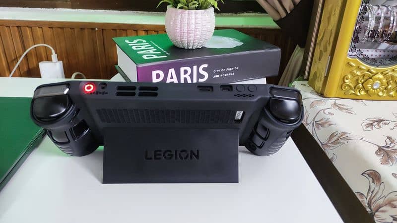 Lenovo Legion Go (1 TB) 0