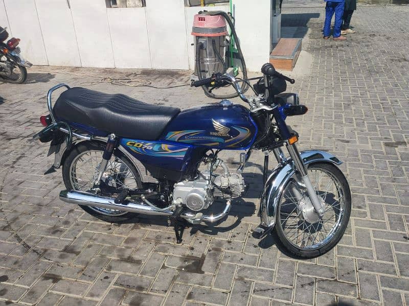 Honda CD 70 (Blue) 1