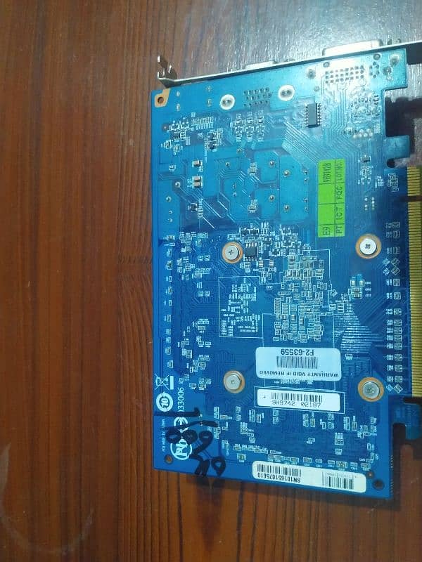 Graphic Card 1 GB 1