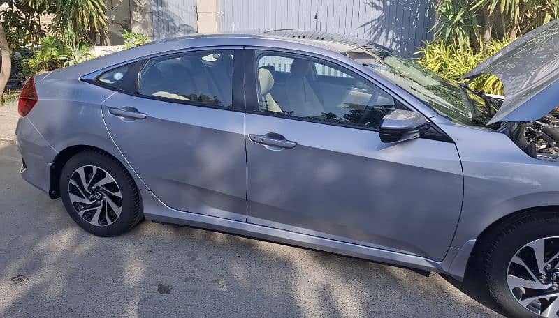 Honda Civic VTi Oriel Prosmatec 2018 13