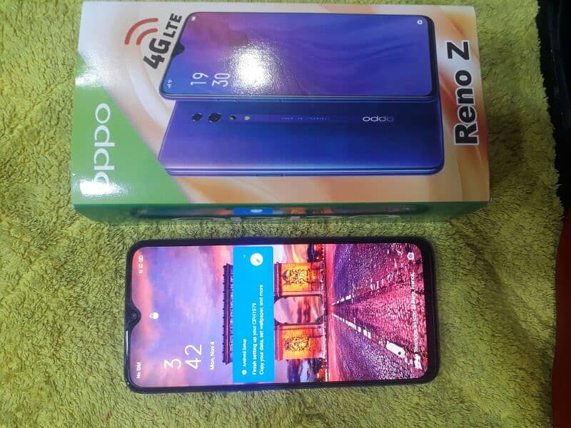 oppo reno z 8gb ram 256 gb room 1