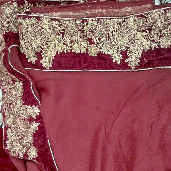 Stitched saarhi, mehroon fancy sarhi, velvet sarhi 4