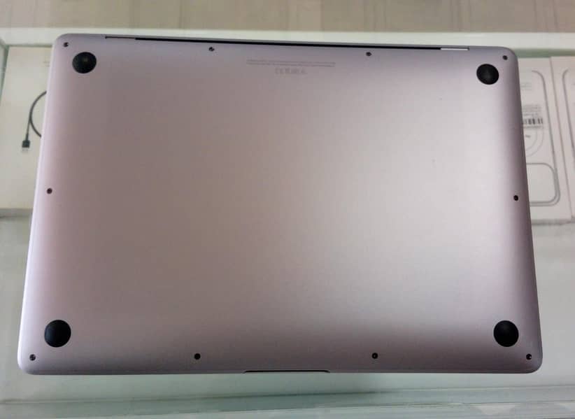 Used MacBook Air  13" M1 8C CPU/7C GPU/8GB/256GB SSD SG 1