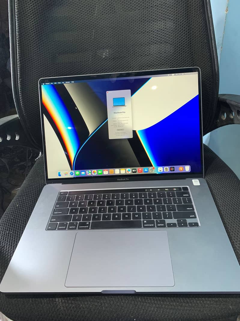 MacBook Pro 2019 | 16 Inches | Intel Core i7 | 16GB RAM | 512GB SSD | 4