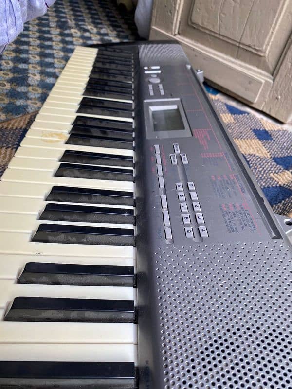 Casio LK 120 Piano (Japan) 100 Sound + Voices Music Instrument 1