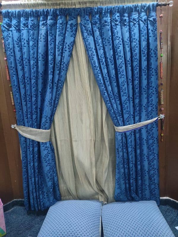 Curtains / Study Table 0