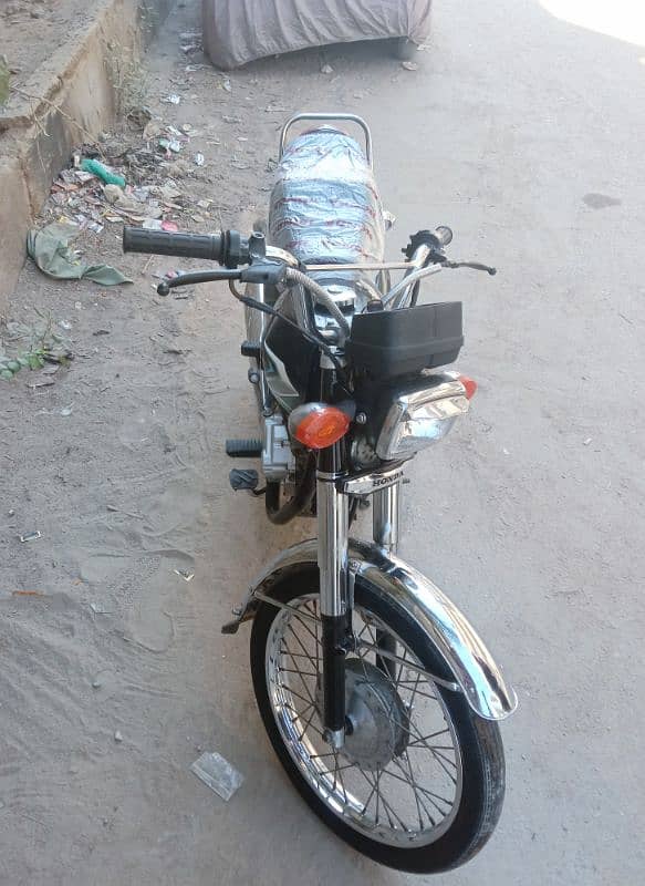 HONDA CG 125 MODEL 2023 4