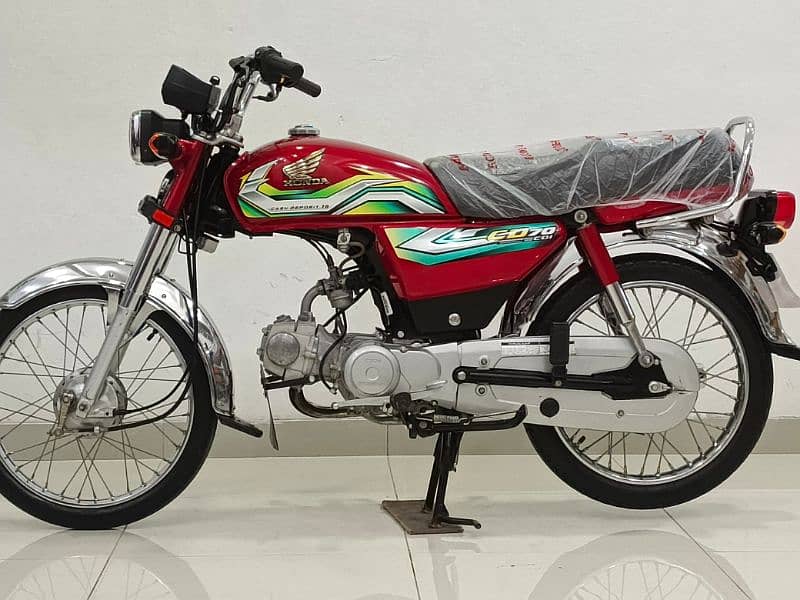 Honda CD 70 2023 Model 5