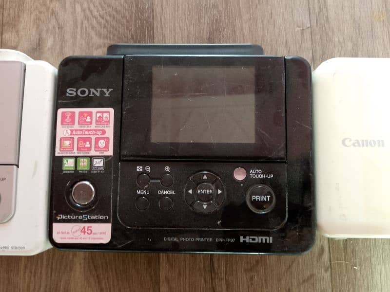 SONY DIGITAL PHOTO PRINTER 3