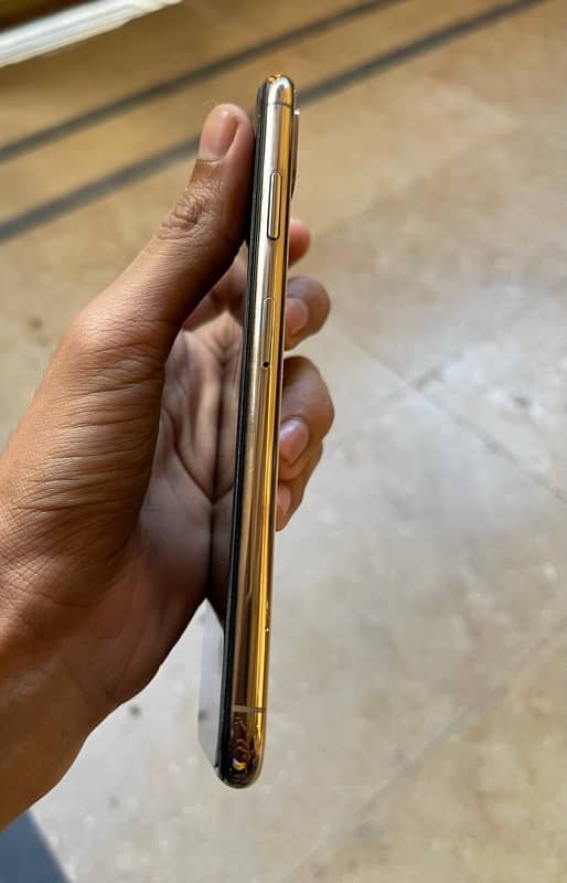 iphond xs max 256gb 3