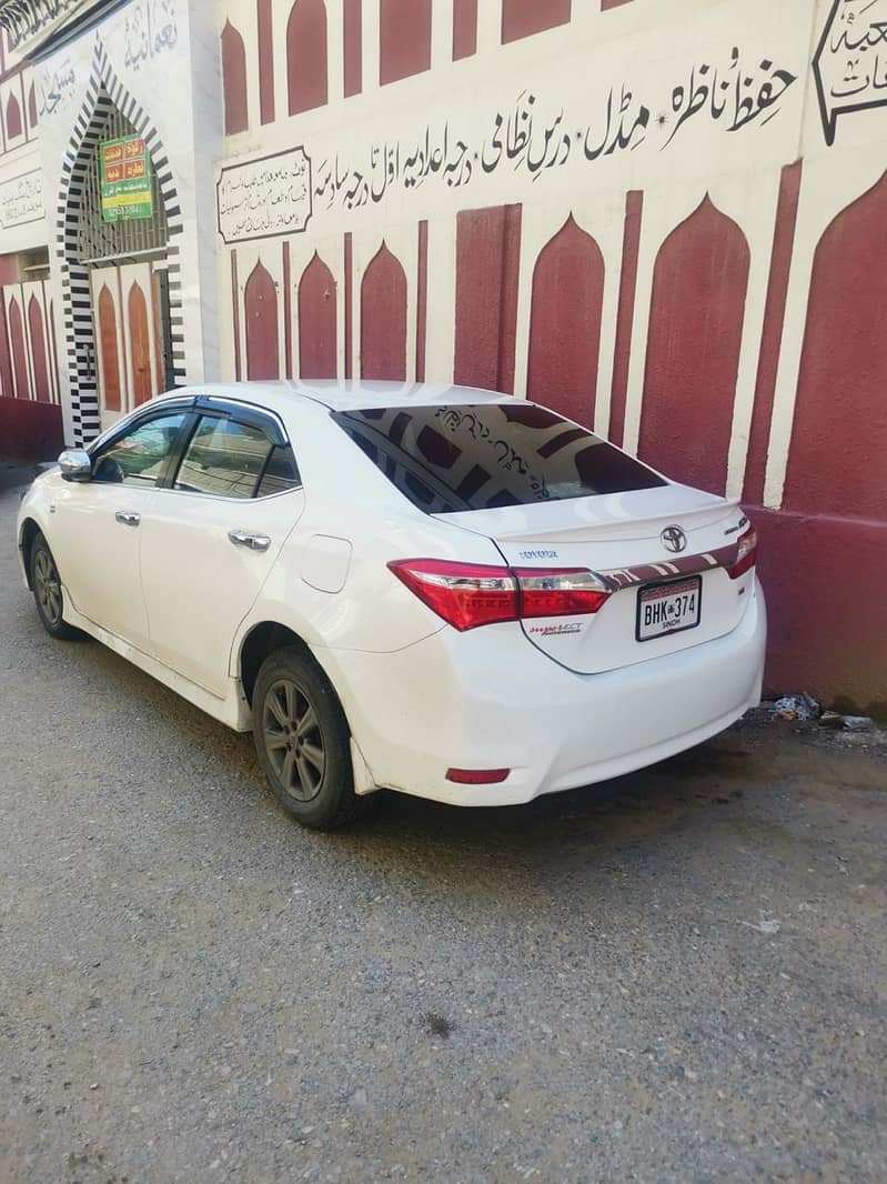 Toyota Corolla Altis 2016 5