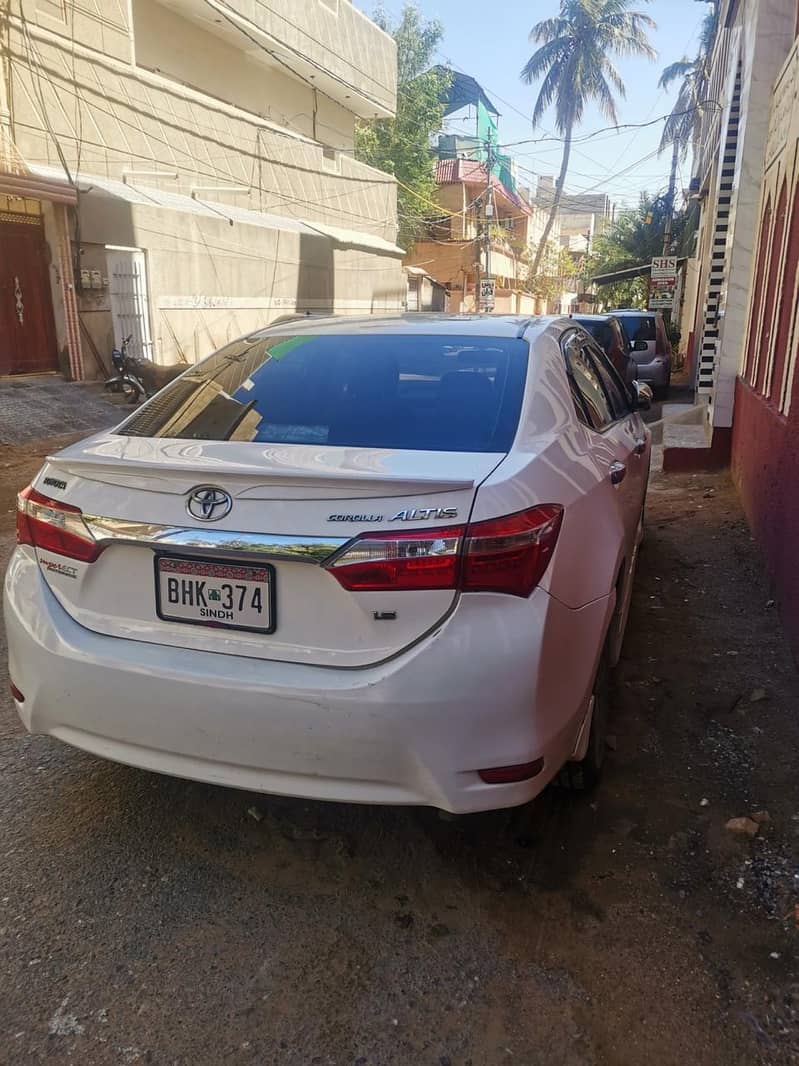 Toyota Corolla Altis 2016 6