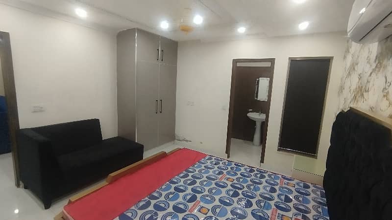 2 BEDROOM LIKE BRAND NEW FURNISH FLAT FOR RENT IN SECTOR C BAHRIA TOWN LAHORE 2