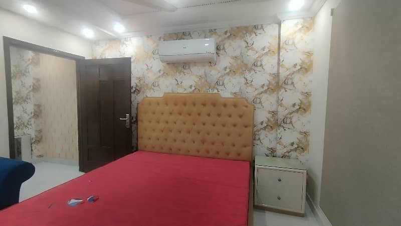 2 BEDROOM LIKE BRAND NEW FURNISH FLAT FOR RENT IN SECTOR C BAHRIA TOWN LAHORE 16