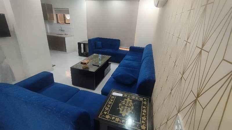 2 BEDROOM LIKE BRAND NEW FURNISH FLAT FOR RENT IN SECTOR C BAHRIA TOWN LAHORE 27