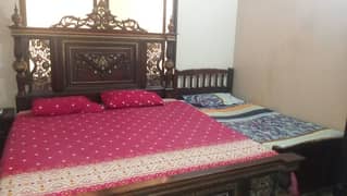 Double bed and single bed