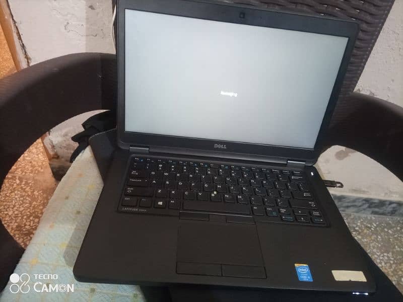 Dell Latitude E5450 0