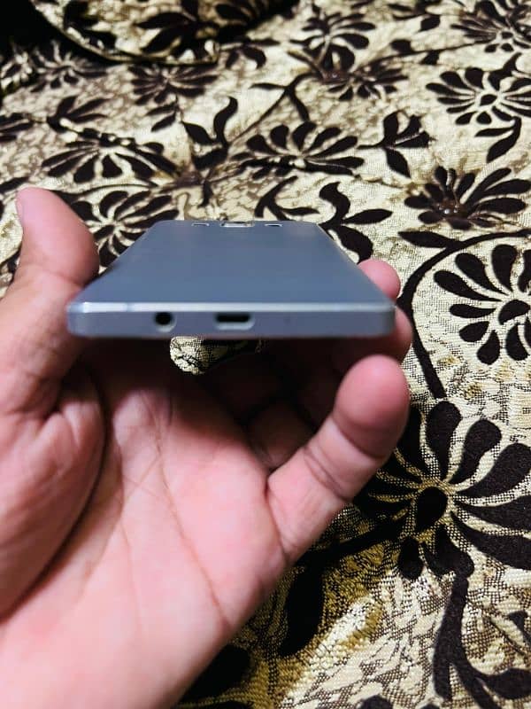 Samsung A7 9/10 Condition 4