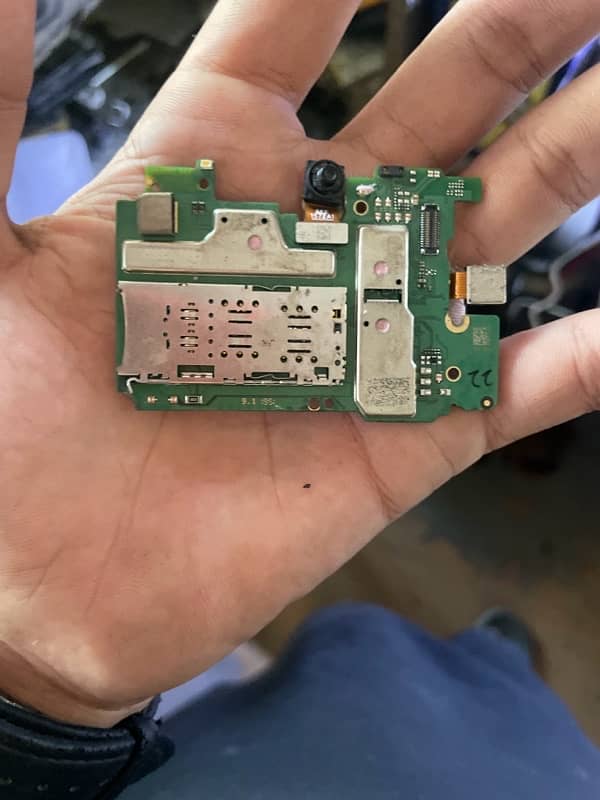 infinix hot 8 lite board 1