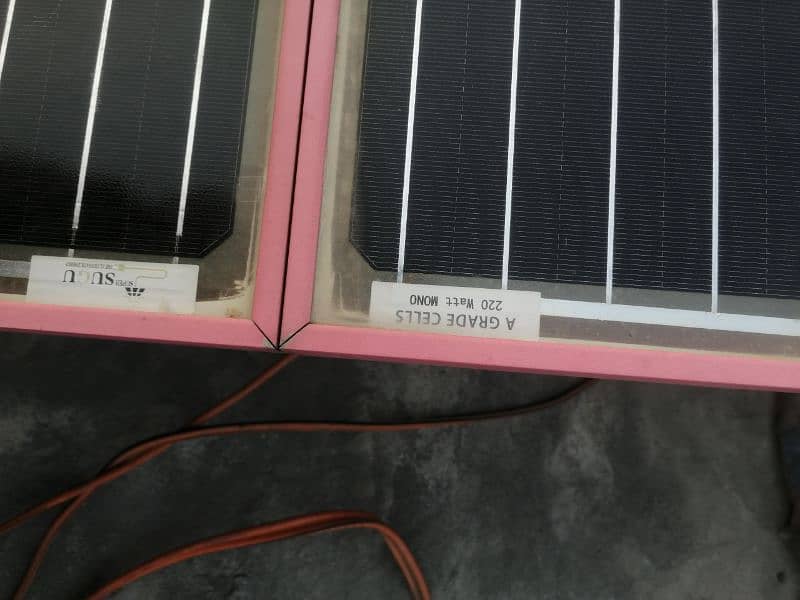 220 wat ki 1 solar panel ha total 2 panel ha 4