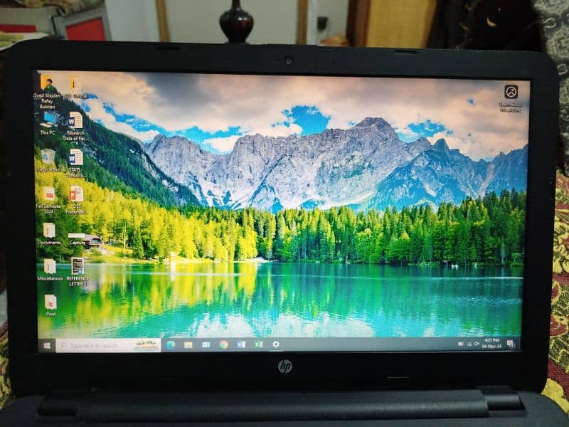 HP 255 G4 Laptop (AMD A6-6310) Equivalent to i5 4th Gen 0