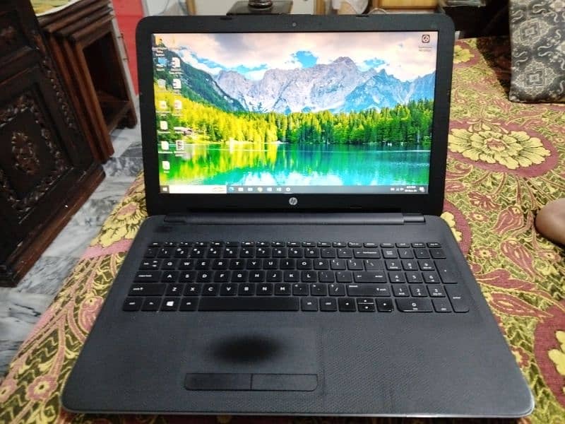 HP 255 G4 Laptop (AMD A6-6310) Equivalent to i5 4th Gen 2