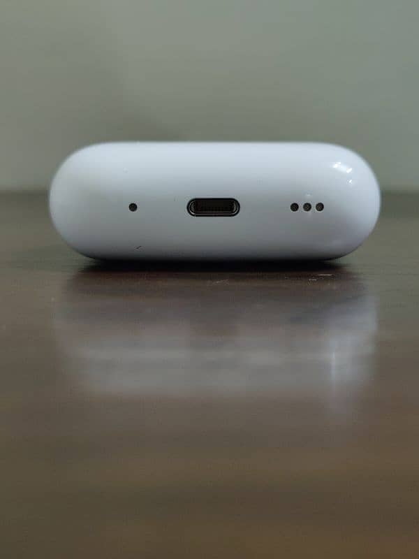 AirPods Pro (2nd Generation) 7