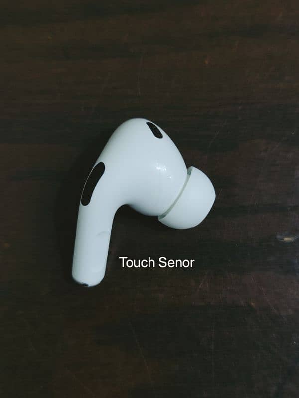 AirPods Pro (2nd Generation) 9