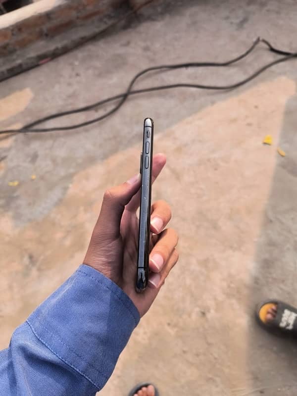 iPhone x non pta 3