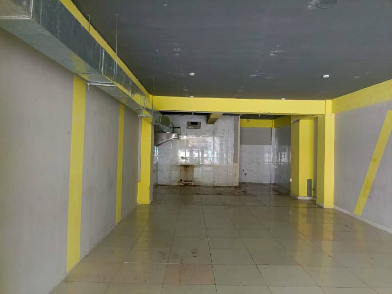 1015 Sq-Ft Ground Floor Shop For Rent In Bahria Town Civic Center 2