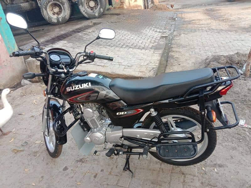 Suzuki GD110S 5