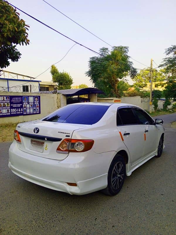 Toyota Corolla XLI 2013 3