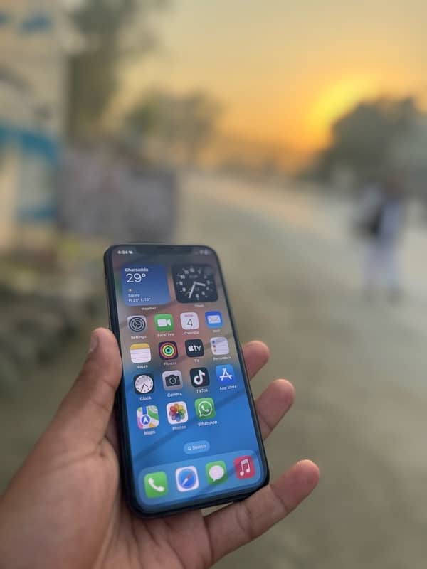 iphone 11 pro 10 by 10 256 gb 98 bh non pta 2