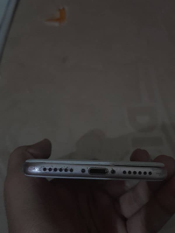 iphone 7 2/32GB BYPASS NON PTA 3