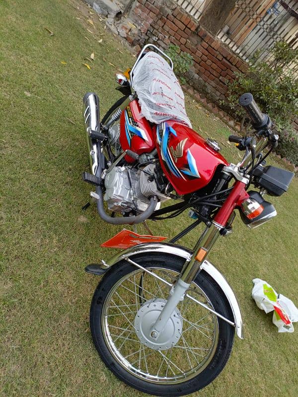 honda 125 new condition 4