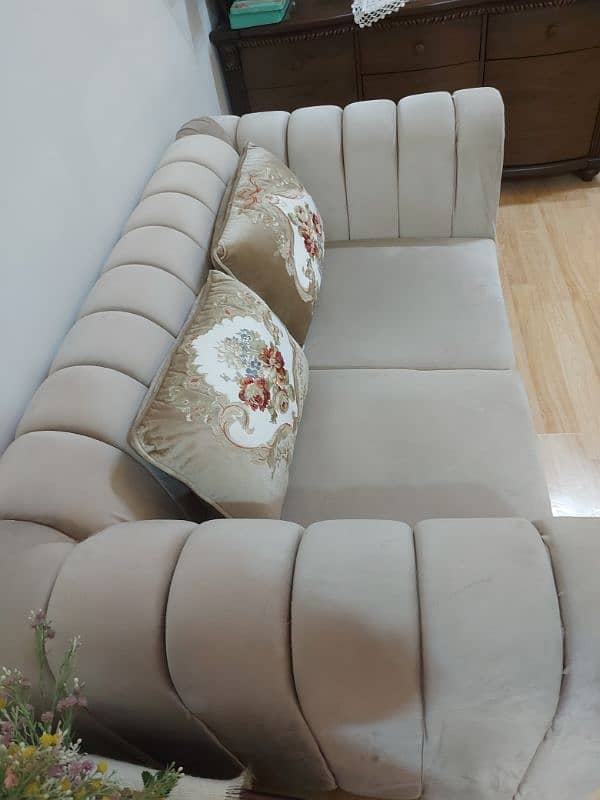 2 seater sofa 3