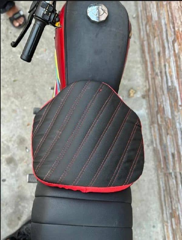 Double Stitched Water Proof Bike Seat Cashion 1