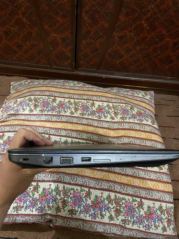 HP Zbook 15 workstation i7 6th price is negotiable 5