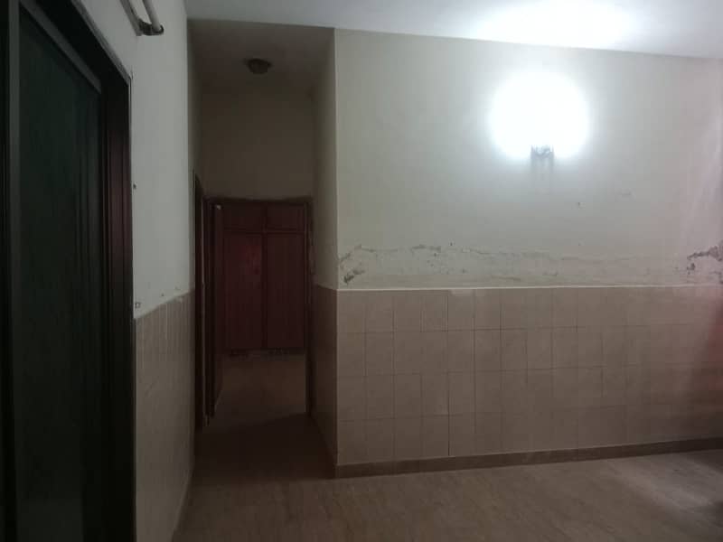 10 Marla House Is Available For sale In Allama Iqbal Town 2