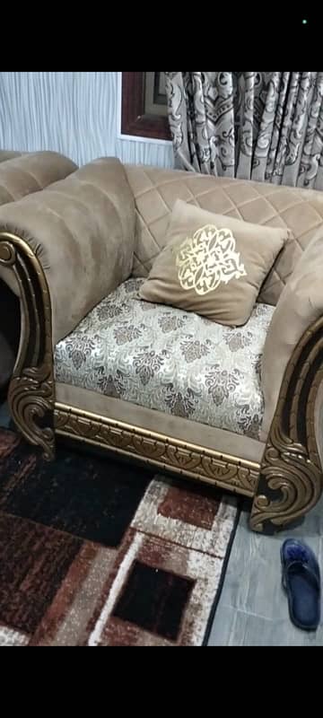 Sofa set 7 seter . . 1