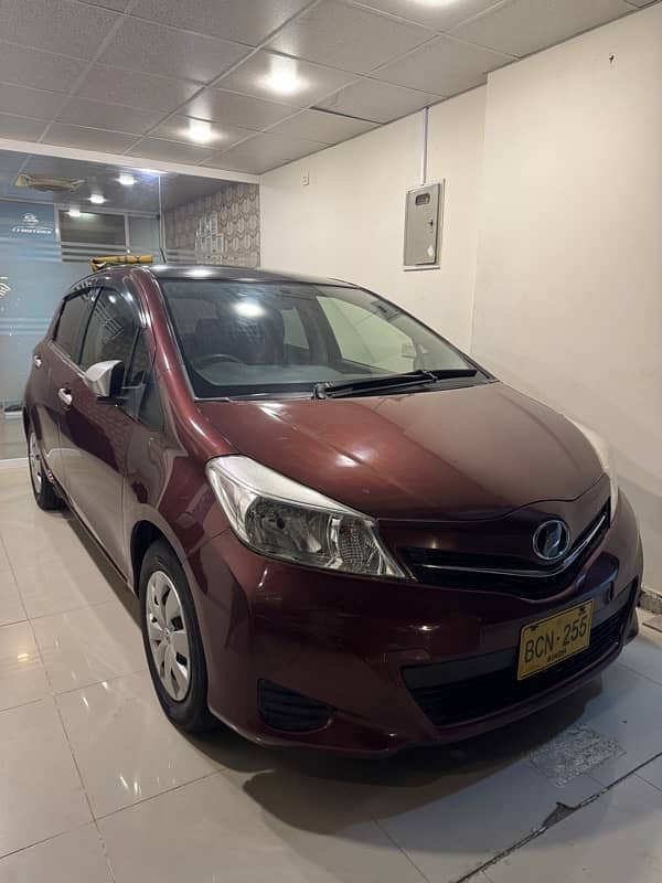 Toyota Vitz 2011 5